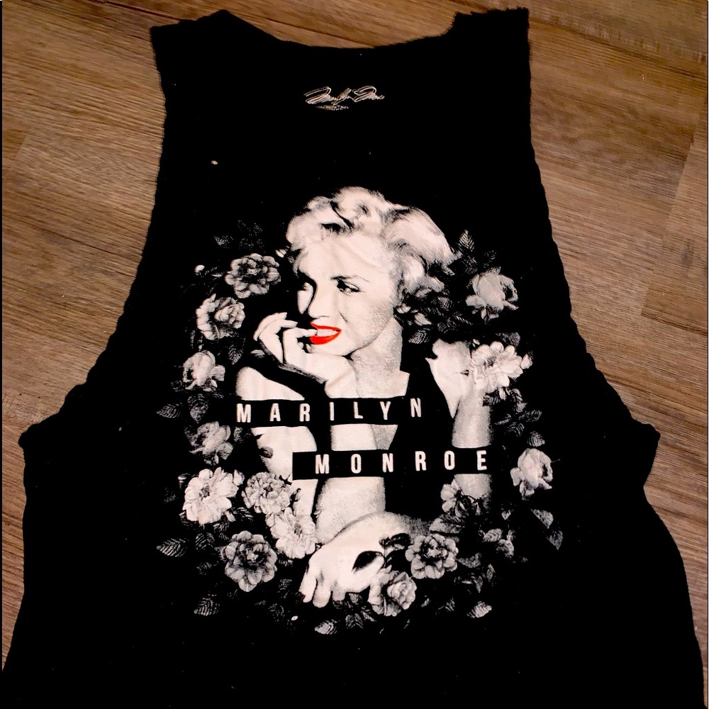 Marilyn Monroe graphic tank